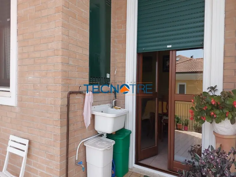 Dettaglio 10: Colonnella Trilocale con Giardino