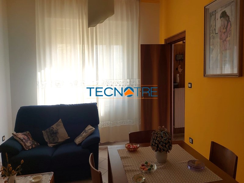 Dettaglio 10: Bellante Casa Singola Affiancata con corte Esterna