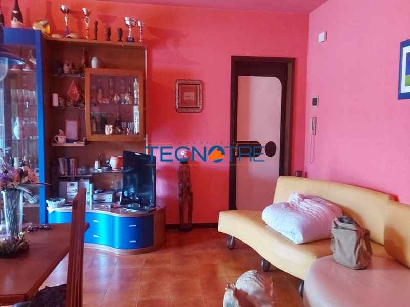 Dettagli: Martinsicuro Trilocale con Vista Mare e Garage