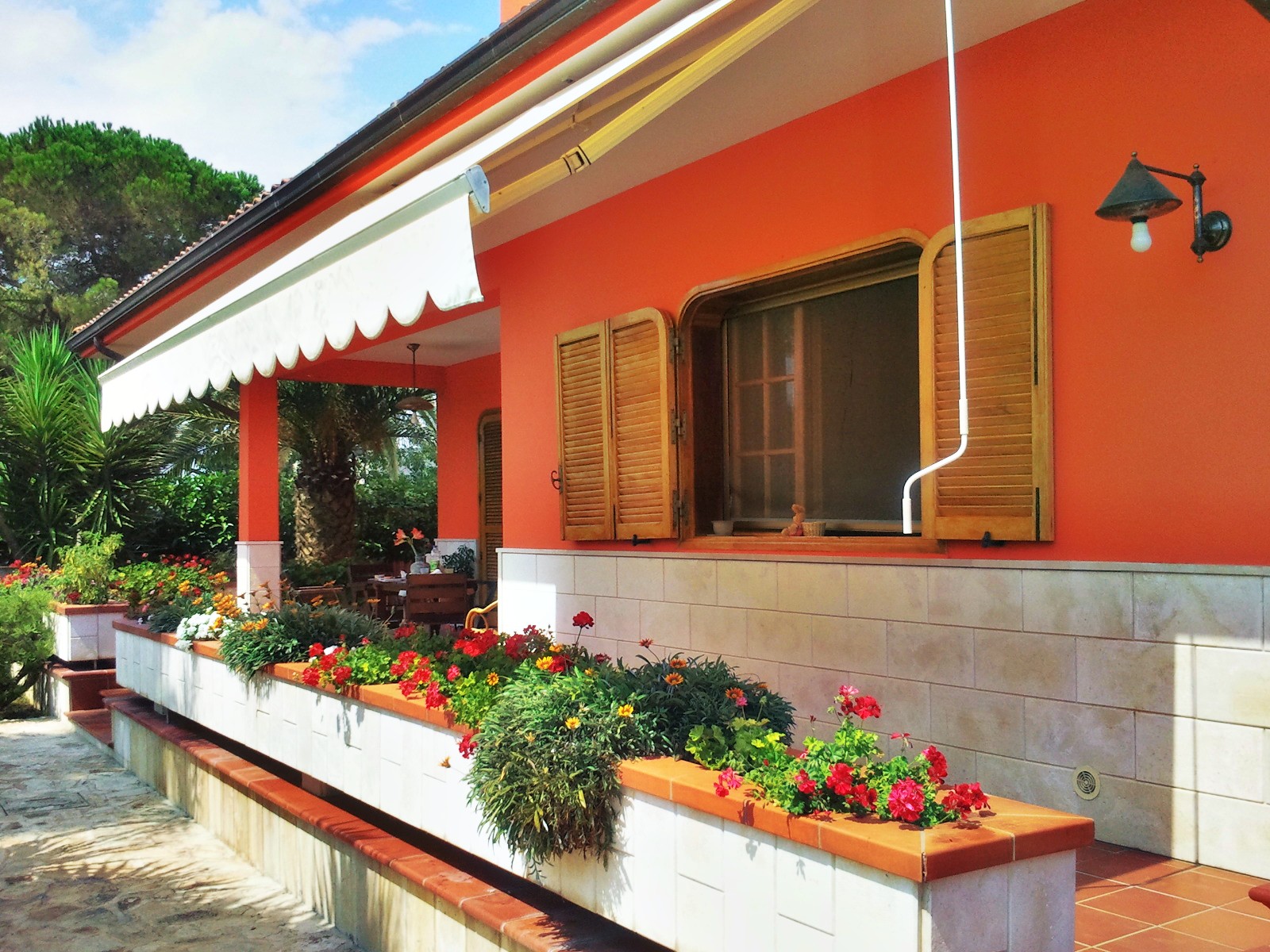 Dettagli: Latiano Villa con Giardino