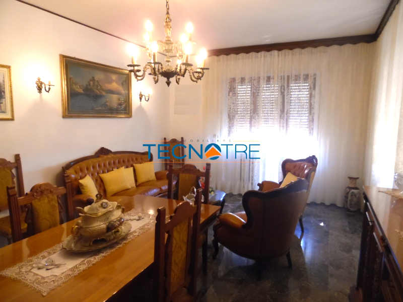 Dettaglio 22: Martinsicuro Casa Singola divisa in due Appartamenti