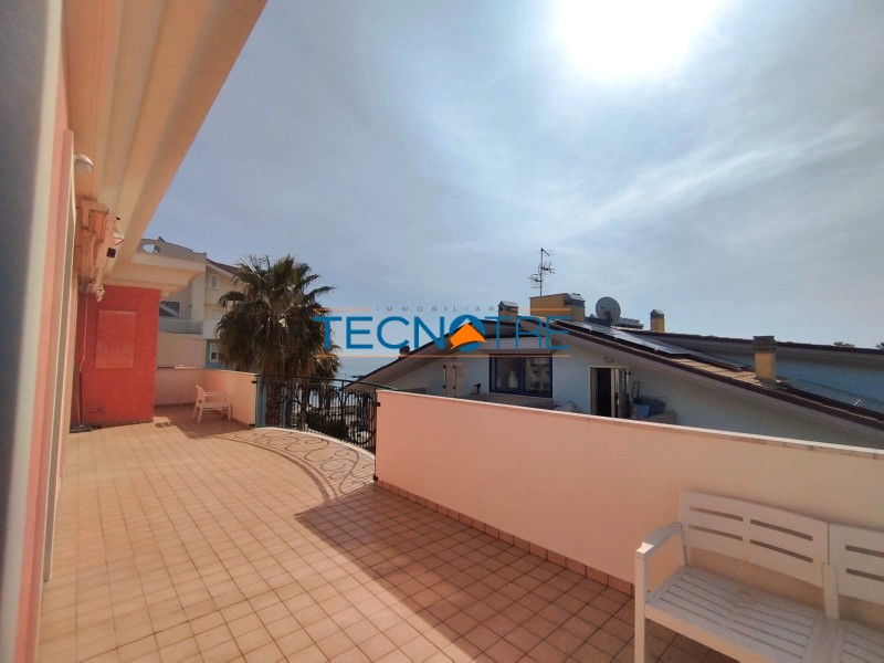 Dettaglio 14: Martinsicuro Attico Trilocale Vista Mare e Garage