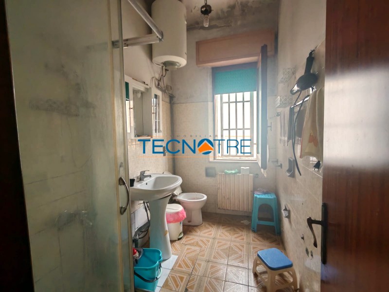 Dettaglio 38: Martinsicuro Casa Singola da Ristrutturare con Area Esterna Recintata