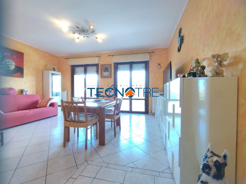 Dettaglio 10: Martinsicuro Trilocale con Due Bagni