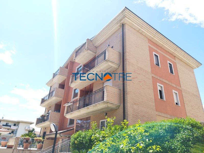 Dettaglio 4: Martinsicuro Trilocale con Due Bagni