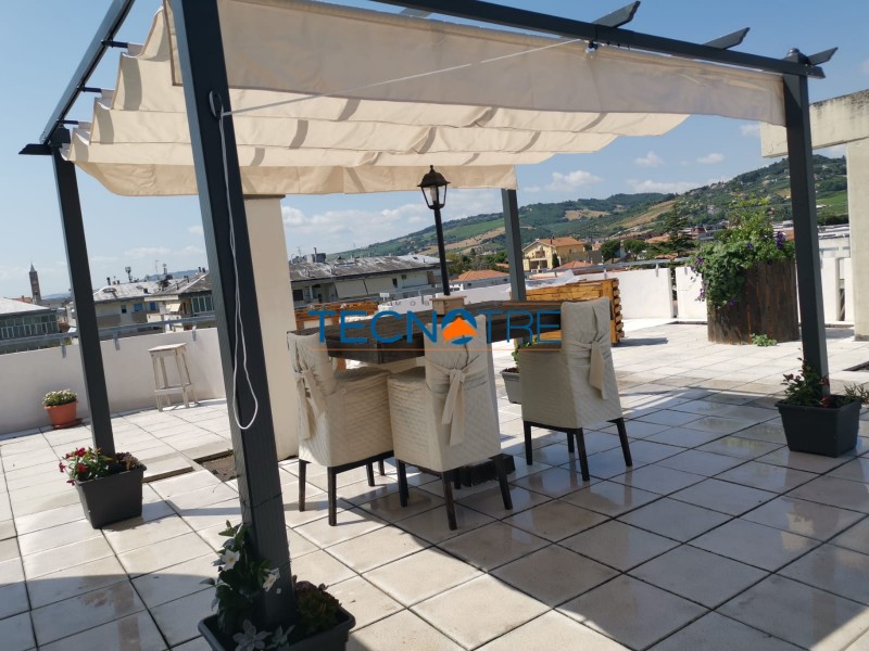 Dettaglio 11: Martinsicuro Attico Bilocale Zona Residenziale