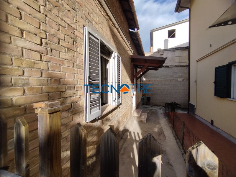 Dettagli: Martinsicuro Casa Singola
